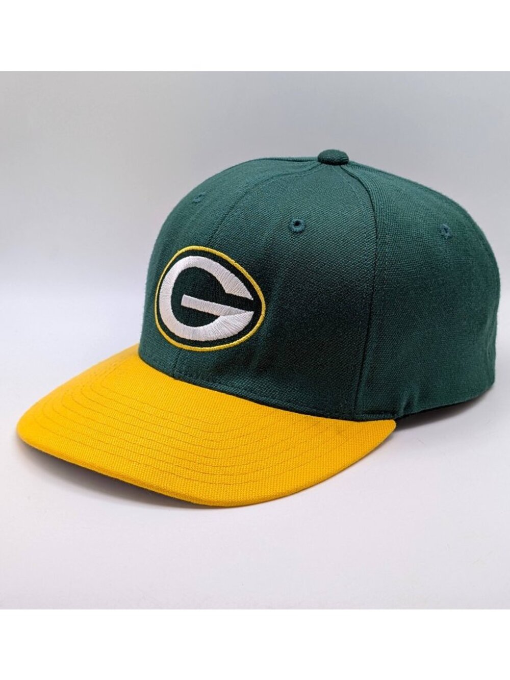 Green Bay Packers Vintage Starter Fitted Hat NFL Stretch Size 2 7 1/8- 7 3/8